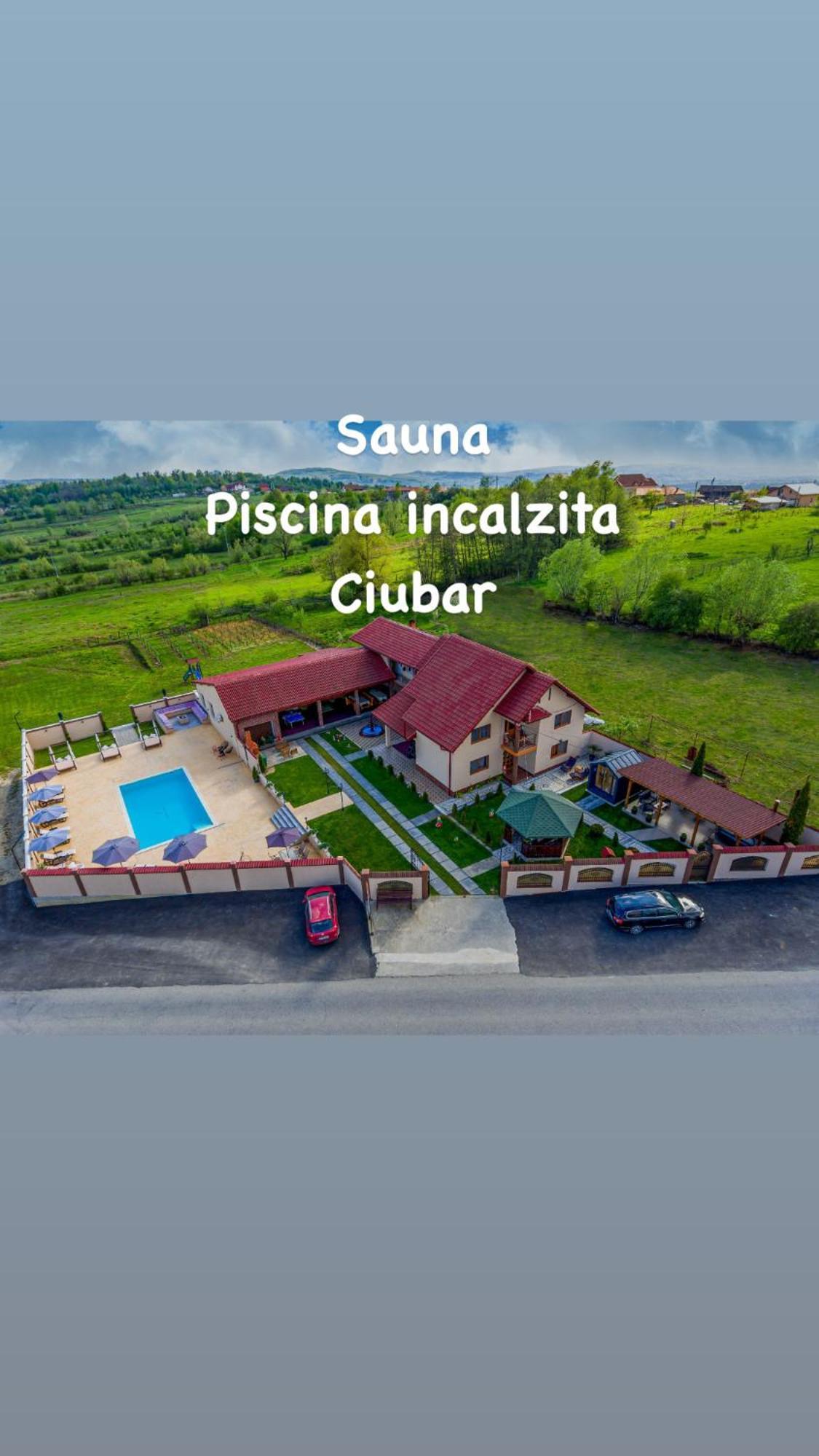 Pensiunea Adrian Novaci-Străini Εξωτερικό φωτογραφία